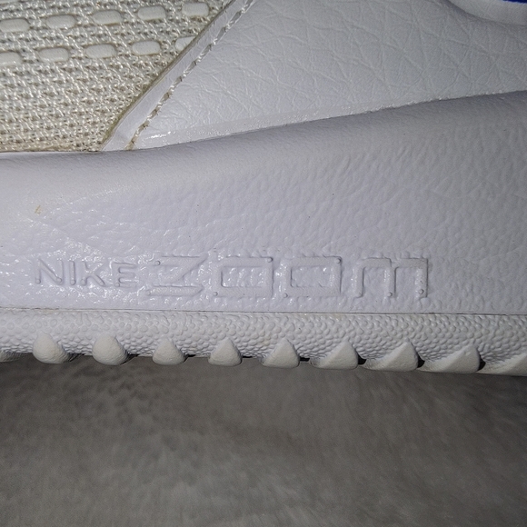 Nike Zoom White Athletic Shoes - Picture 2 of 7